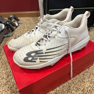 White Men's Size M 14.0 (W 15.0) New Balance 4040v6 Low Top Molded Cleats (Used)
