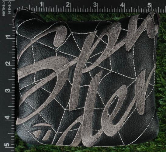 TAYLORMADE SPIDER GT MALLET PUTTER HEADCOVER MAGNETIC BLACK / GRAY / WHITE