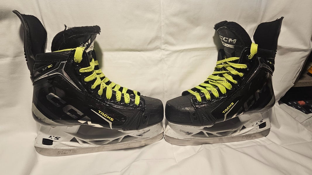 CCM Tacks XF 90 Hockey Skates Regular Width Size 4 (Used)