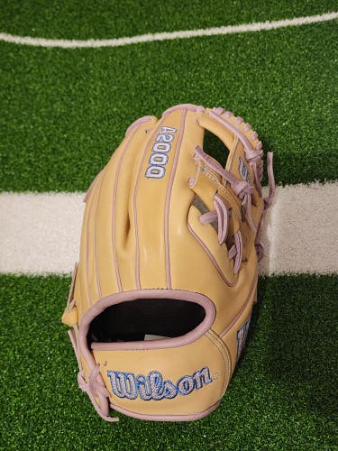 2025 Wilson RH Infield A2000 Baseball Glove 11.5" (New)