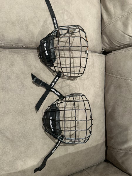 Medium Bauer Profile II Facemask Full Cage (Used)