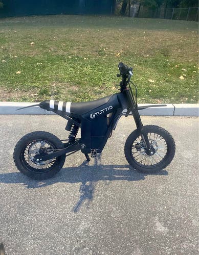 Unisex 2024 BH Bikes E-Bike (Used)