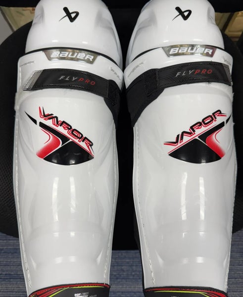 Like New Bauer Vapor Flypro 14" Shin Pads (Used)