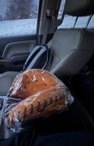 2024 Rawlings LiTe Toe RH Catcher's Baseball Glove 33" (New)