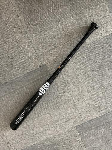 Used NEW DOVE TAIL BATS DTB KB17-3 BAT BB/SB Wood Bat 34" 11614-S000226219