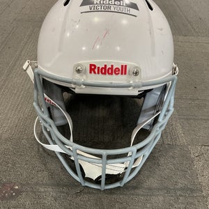 Used Riddell VICTOR YOUTH FB Helmet White XL 11614-S000226205