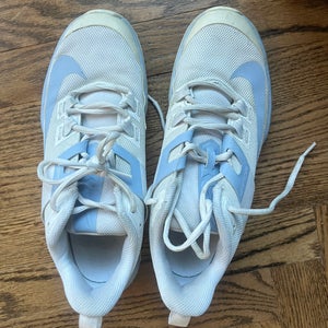 White Women's Size M 7.5 (W 8.5) Adult Nike Vapormax Shoes (Used)