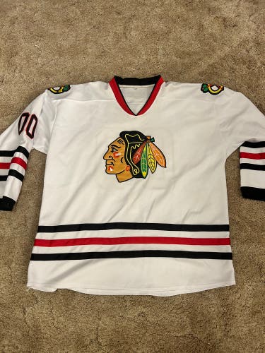 White XXXL Men's Jersey (Used)