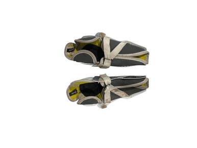 Used Bauer Youth Shin Guards White 9" 11847-S000031382