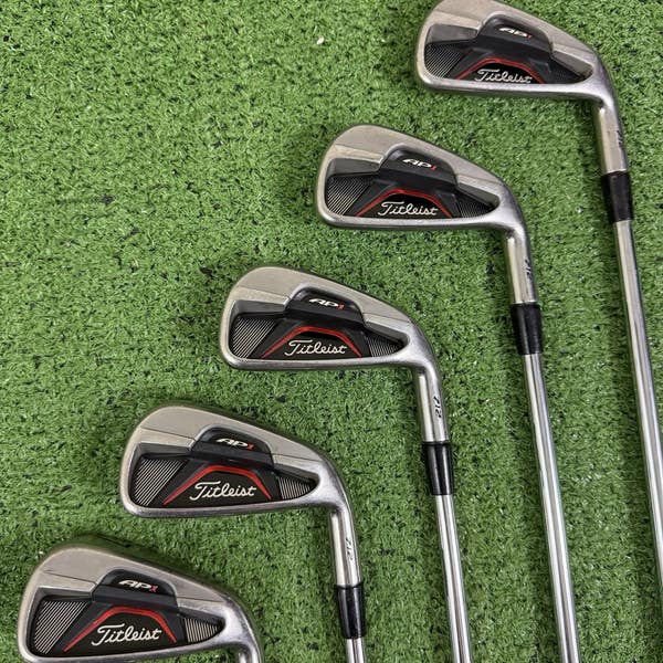 Titleist AP1 712 Iron Set 3-PW GW S300 Dynamic Gold Steel Stiff