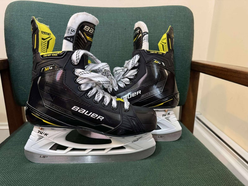 Bauer Supreme M4 Hockey Skates 5.5 (Used)