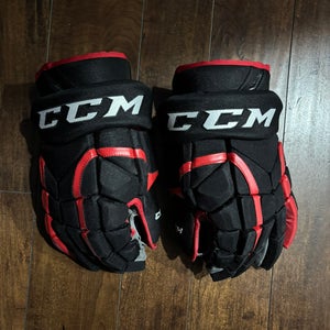 CCM HG12XP Gloves 15"