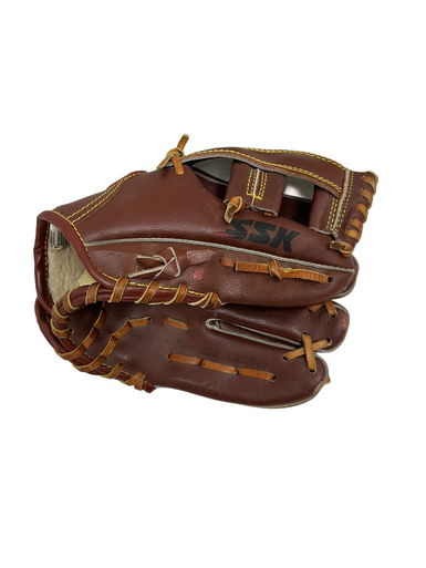 Used Ssk 10" RHT BB T-Ball Glove 11692-S000144484