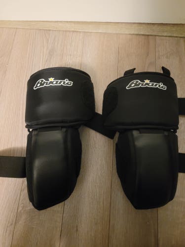 Brian's goalie knee pads (New)