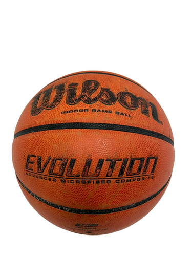Used Wilson EVOLUTION 29.5 Basketball Womens Indoor 11692-S000144410