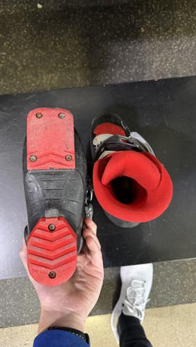 Salomon Used Kid's Ski Boots