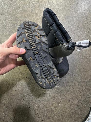 Columbia Used Youth Hiking Boots