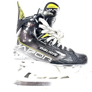 Used Bauer 3X Intermediate Hockey Skate Intermediate 3.5 11860-S000296639