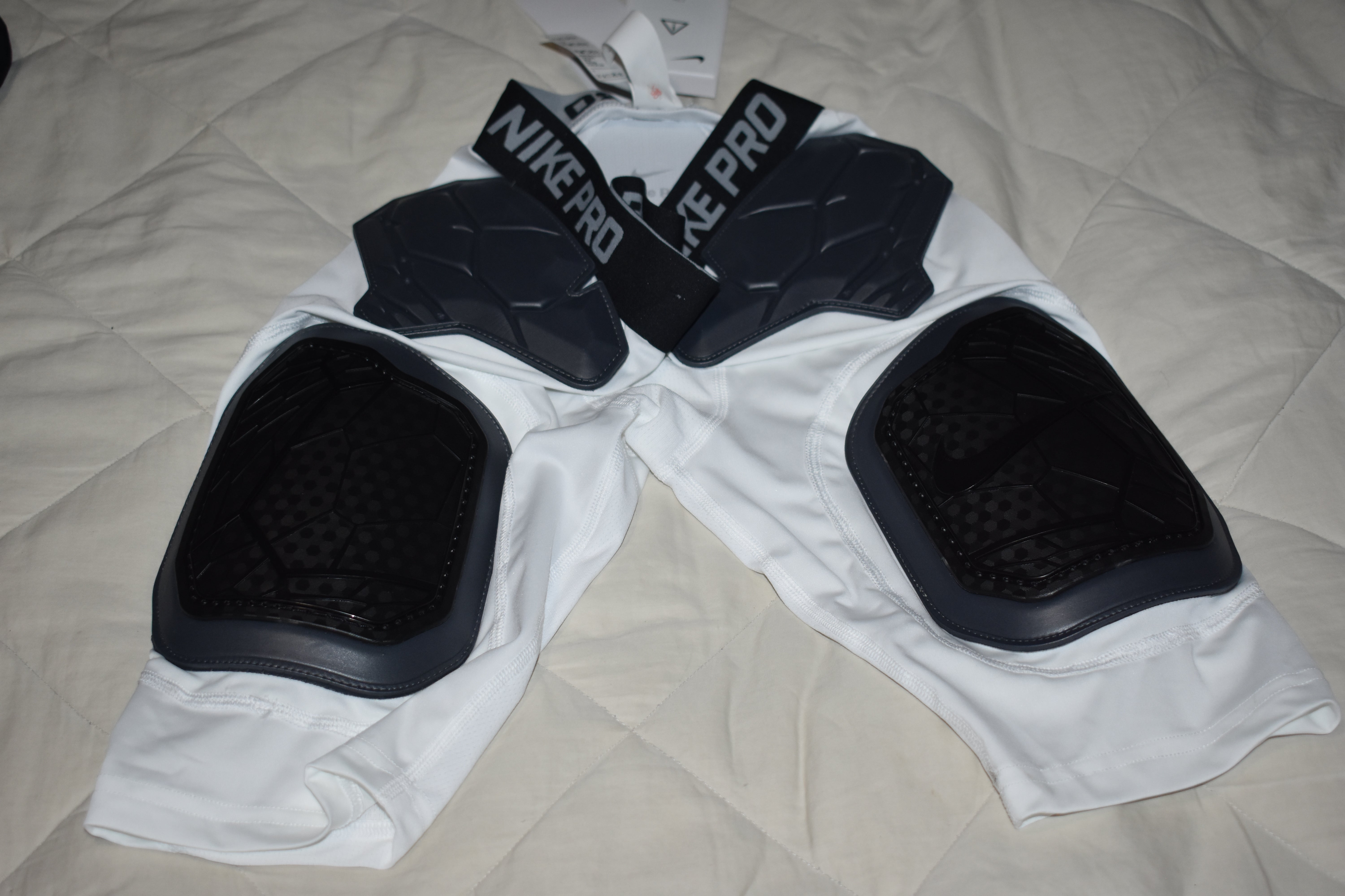 nike pro hyperstrong youth