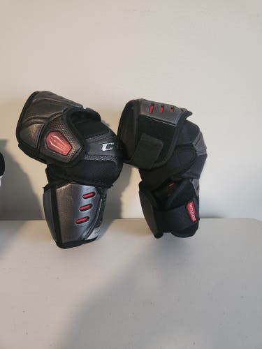 Senior Large CCM RBZ Pro Elbow Pads Pro Stock (Used)
