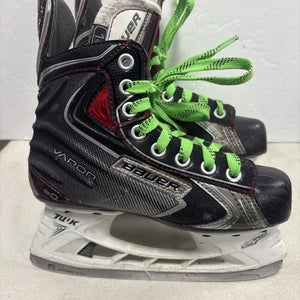 Junior Size 1.5 Bauer Vapor X60 Ice Hockey Skates