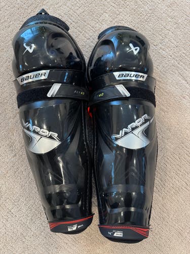 Intermediate Bauer Fly40 14" Shin Pads (Used)