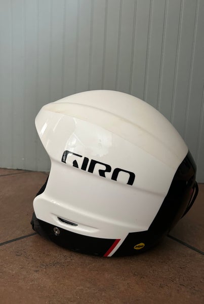 Medium Giro Strive MIPS Helmet FIS legal