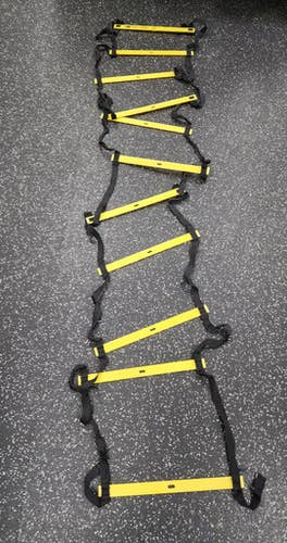Used SKLZ Football Accessory 11849-S000034090