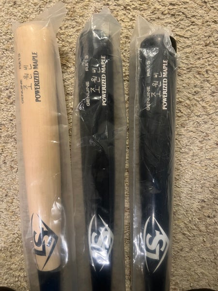 2025 Louisville Slugger MLB Prime RA13 Ronald Acuna Game Model Maple Bat 31.5 oz 33.5" (New)