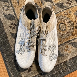 Men's Size M 10.0 (W 11.0) Under Armour Low Top (Used)