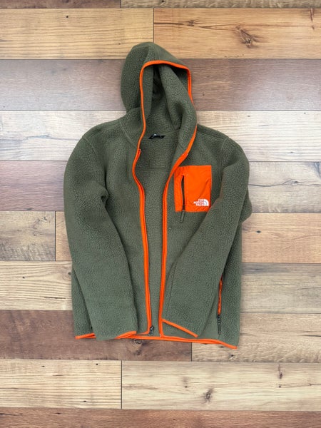 Green Kids Unisex Large/Extra Large 18-20 The North Face Jacket (Used)