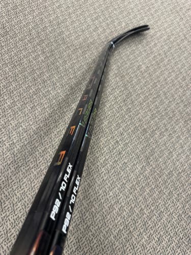 2-Pack Senior Black Bauer Nexus Tracer Left Hand Hockey Stick P92 70 Flex (New)