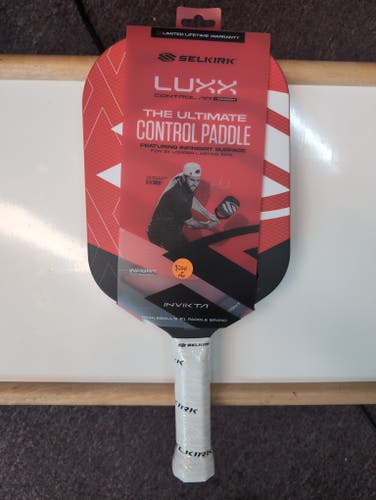 Selkirk Luxx Invikta v2.0 Red Paddle (New)
