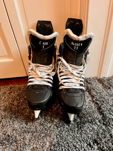 2025 CCM JetSpeed FT6 Pro Hockey Skates Regular Width 7.5 with steel (Barely Used)