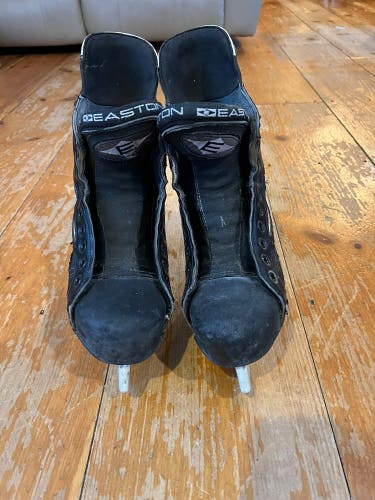 Easton Z-Air Hockey Skates Regular Width 9 (Used)