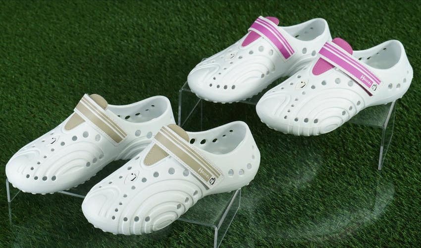 (2 PAIR) HOUNDS BY DAWGS WOMEN'S 5/6 ULTRALITES CLOGS SANDALS NWT, BRAND NEW!!