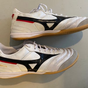 Mizuno Morelia Indoor Cleats White Size M 7.5 (W 8.5)