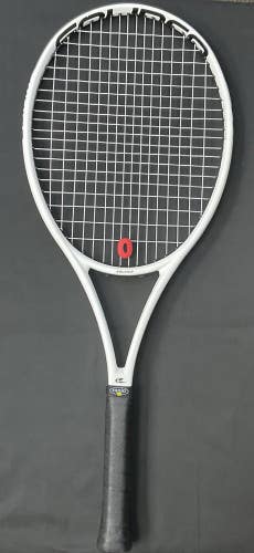 Solinco Whiteout 305 Grip Size 2