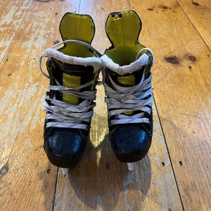 2018 Bauer Supreme S27 Hockey Skates 12.5 (Used)