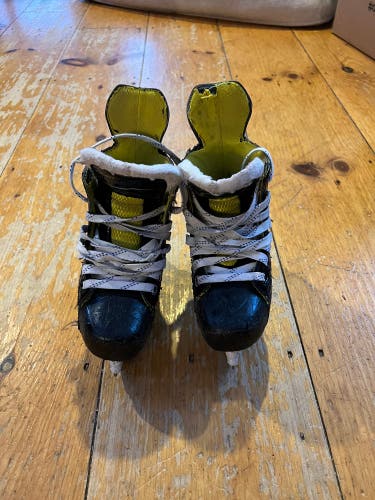 2018 Bauer Supreme S27 Hockey Skates 12.5 (Used)