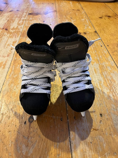 2007 Bauer Supreme One05 Hockey Skates Regular Width 10 (Used)