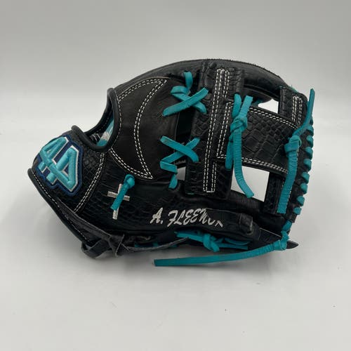 44 Pro Japan Select 11.5 Infield Baseball Glove