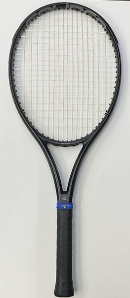 Solinco Blackout 300 16x19 Grip Size 3