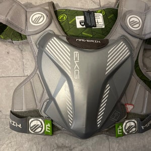 Medium Adult Maverik MAX EKG Shoulder Pads (Used)