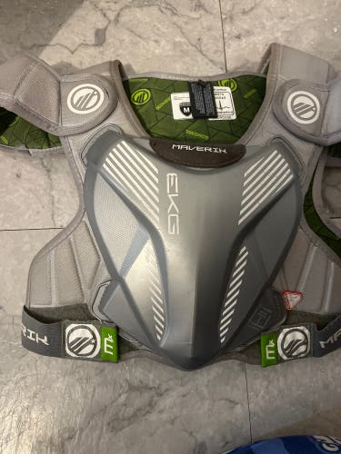 Medium Adult Maverik MAX EKG Shoulder Pads (Used)