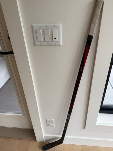 Junior CCM JetSpeed FT7 Pro Right Handed Hockey Stick P28 30 Flex (Used)