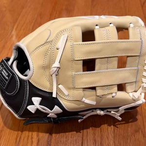 Under Armour RH Softball Glove 12.5" (New - 1 of a kind)