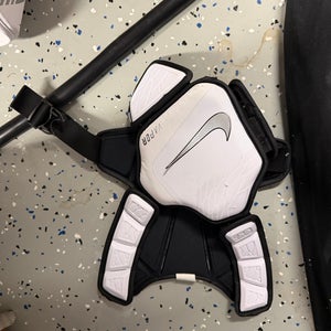 Medium Adult Nike Vapor Elite Arm Pads (Used)