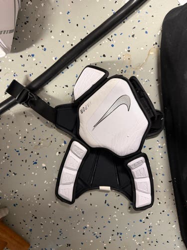 Medium Adult Nike Vapor Elite Arm Pads (Used)