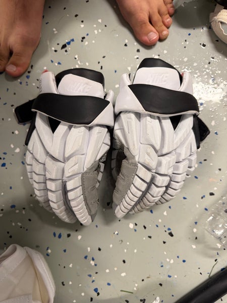 Nike Vapor Pro Lacrosse Gloves 12" (Used)